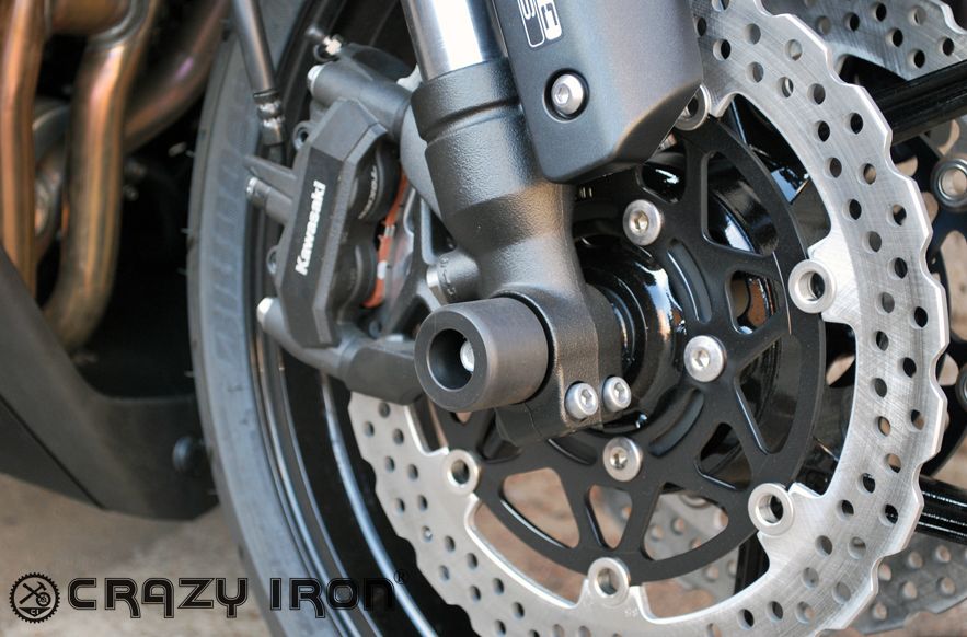 Слайдеры Kawasaki Z1000, Z1000SX в ось переднего колеса - CRAZY IRON - Дуги и защита - Аксессуары - Интернет-магазин мотоэкипировки и мотозапчастей MотоГанза