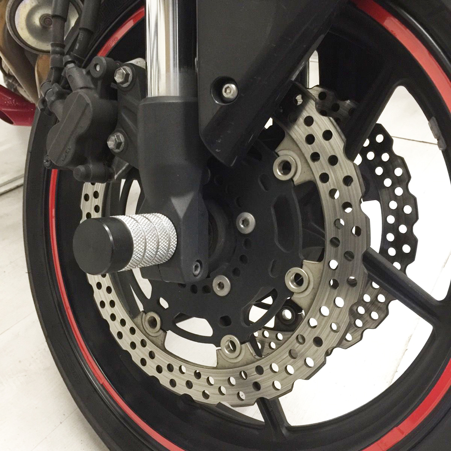 CRAZY IRON Пеги в ось переднего колеса KAWASAKI Z750 `07-`12 - CRAZY IRON - Дуги и защита - Аксессуары - Интернет-магазин мотоэкипировки и мотозапчастей MотоГанза