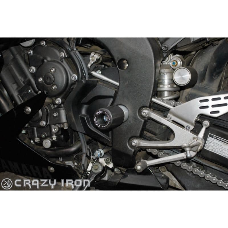 Слайдеры Yamaha YZF-R1 `07 в ось маятника - CRAZY IRON - Дуги и защита - Аксессуары - Интернет-магазин мотоэкипировки и мотозапчастей MотоГанза