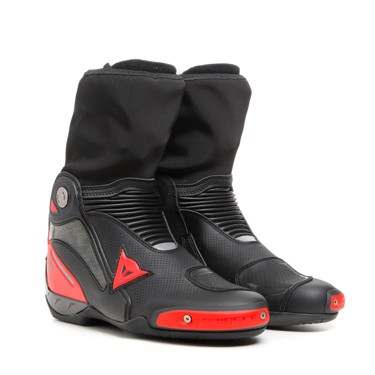 DAINESE Ботинки AXIAL GORE-TEX B78 черный/красный - DAINESE Ботинки - боты - Мотоэкипировка - Интернет-магазин мотоэкипировки и мотозапчастей MотоГанза